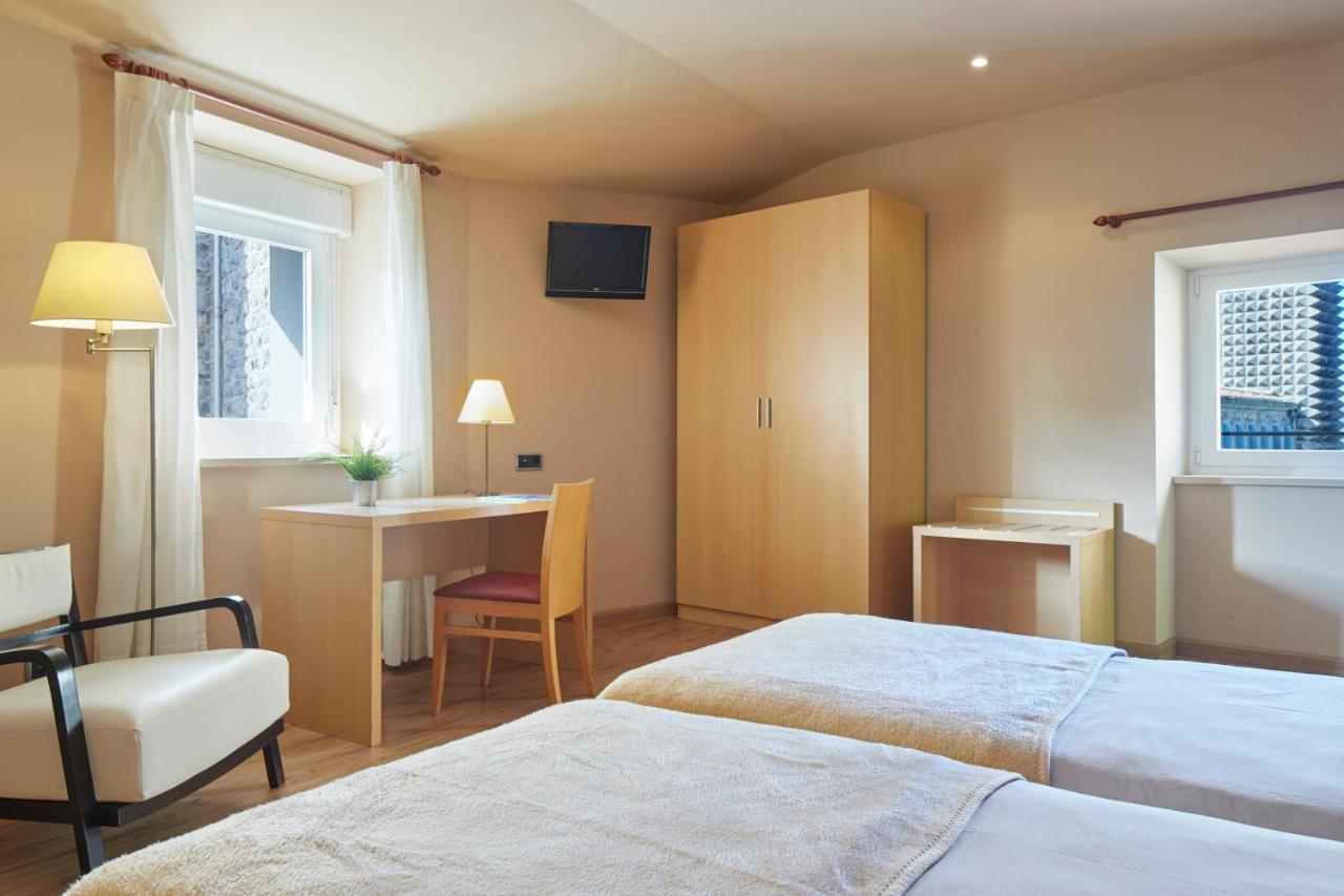 Hotel Iraipe Santuario De Arantzazu