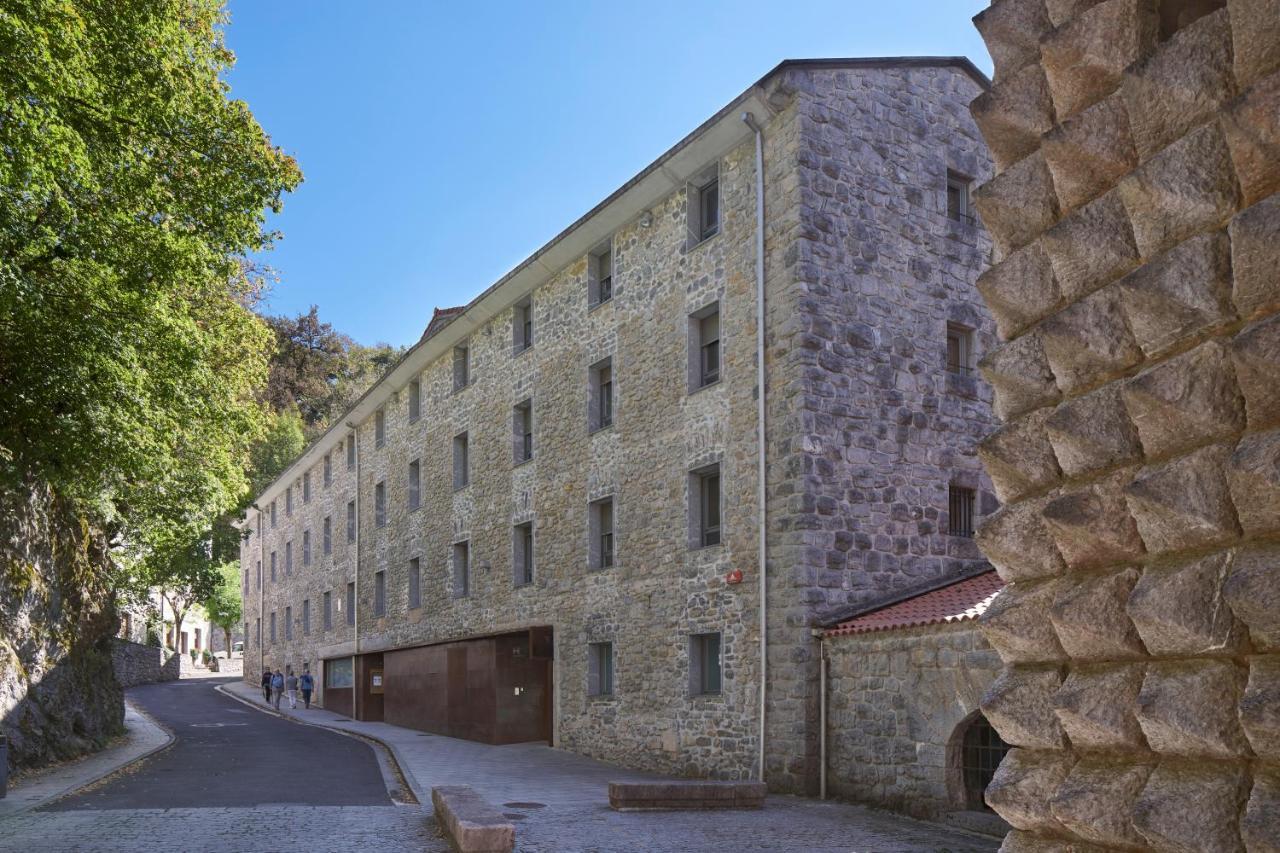 Hotel Iraipe Santuario De Arantzazu 3*