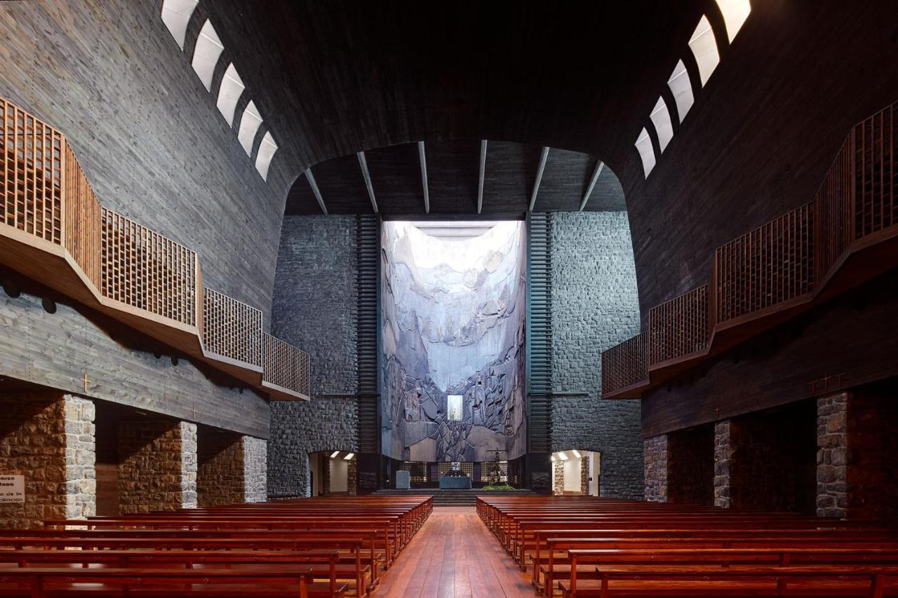 Iraipe Santuario De Arantzazu Onate